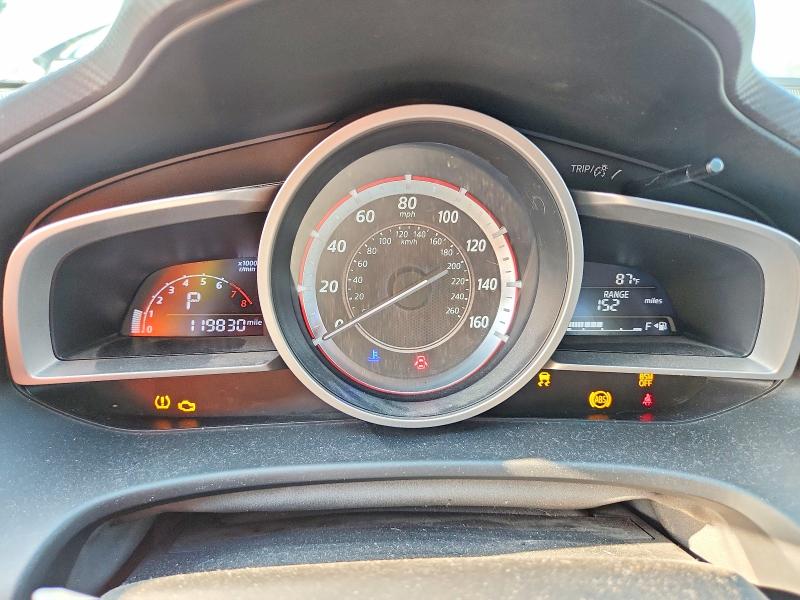 Photo 9 from auction – 2016 MAZDA 3 with VIN JM1BM1U7XG1277172