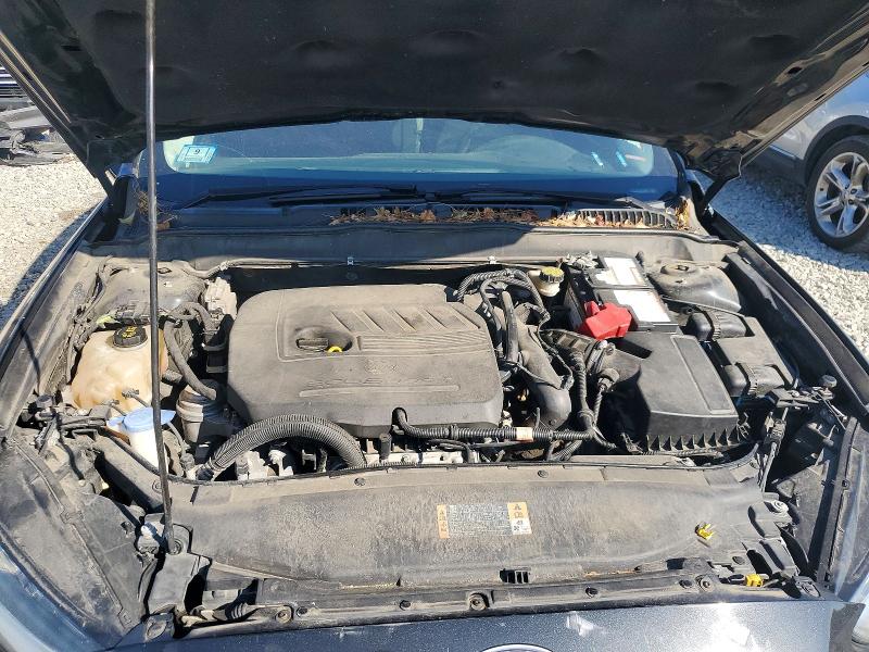 Photo 11 from auction – 2014 FORD FUSION with VIN 1FA6P0HD2E5400879
