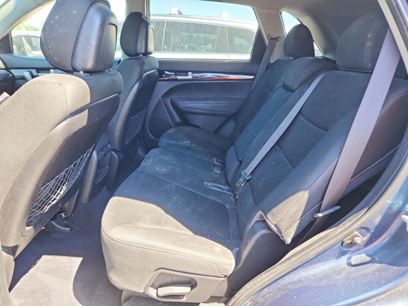 Photo 11 from auction – 2015 KIA SORENTO with VIN 5XYKTDA76FG580389