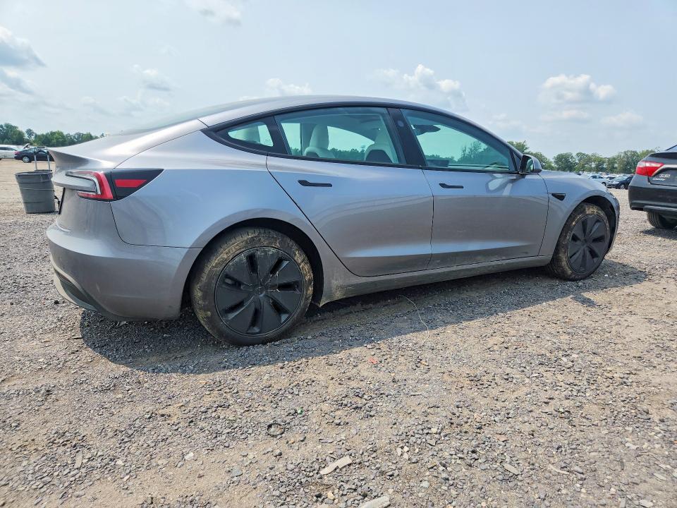 Фото 3 с аукциона – 2025 TESLA MODEL 3 с VIN 5YJ3E1EA4SF905903