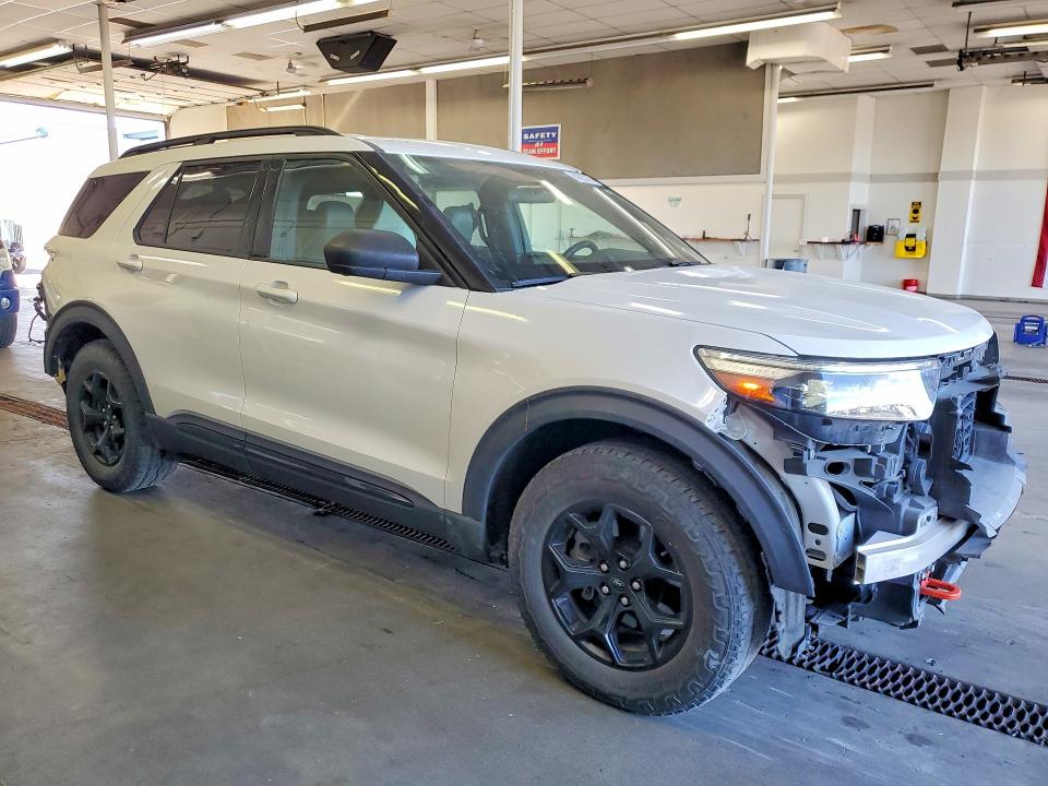 Photo 4 from auction – 2023 FORD EXPLORER with VIN 1FMSK8JH5PGA28539