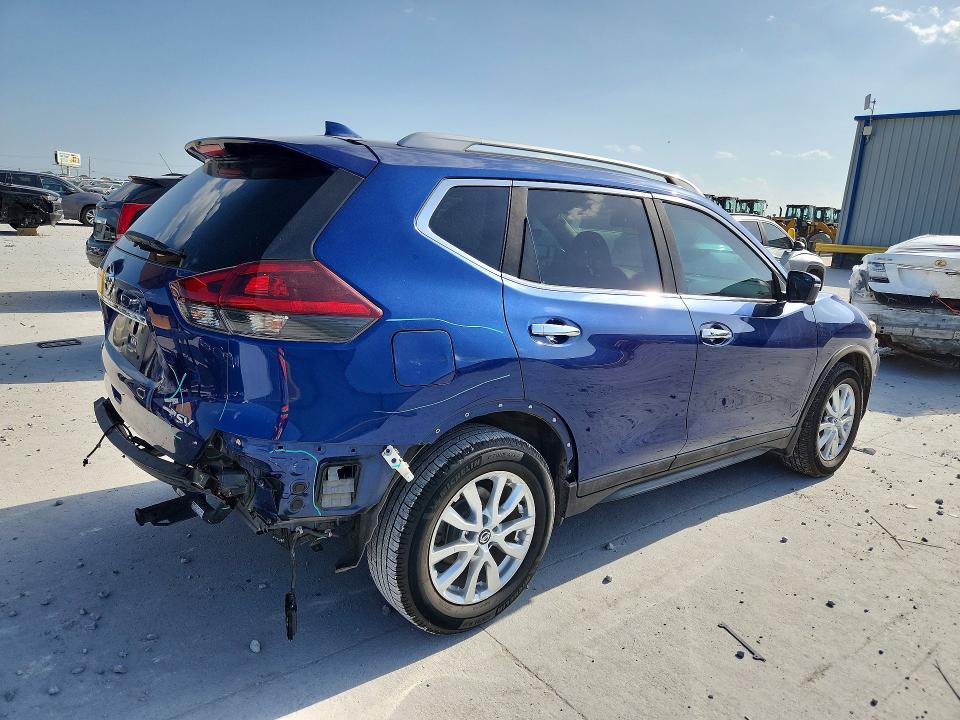 Photo 3 from auction – 2018 NISSAN ROGUE with VIN 5N1AT2MT5JC704640