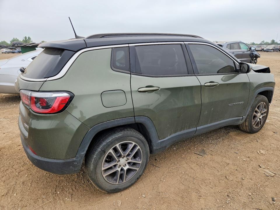 Photo 3 from auction – 2018 JEEP COMPASS with VIN 3C4NJDBB1JT178366