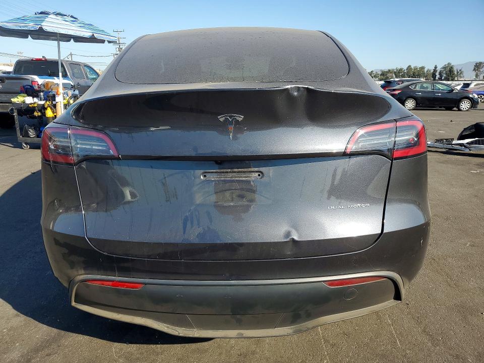 Photo 6 from auction – 2025 TESLA MODEL Y with VIN 7SAYGDEE8SF235022