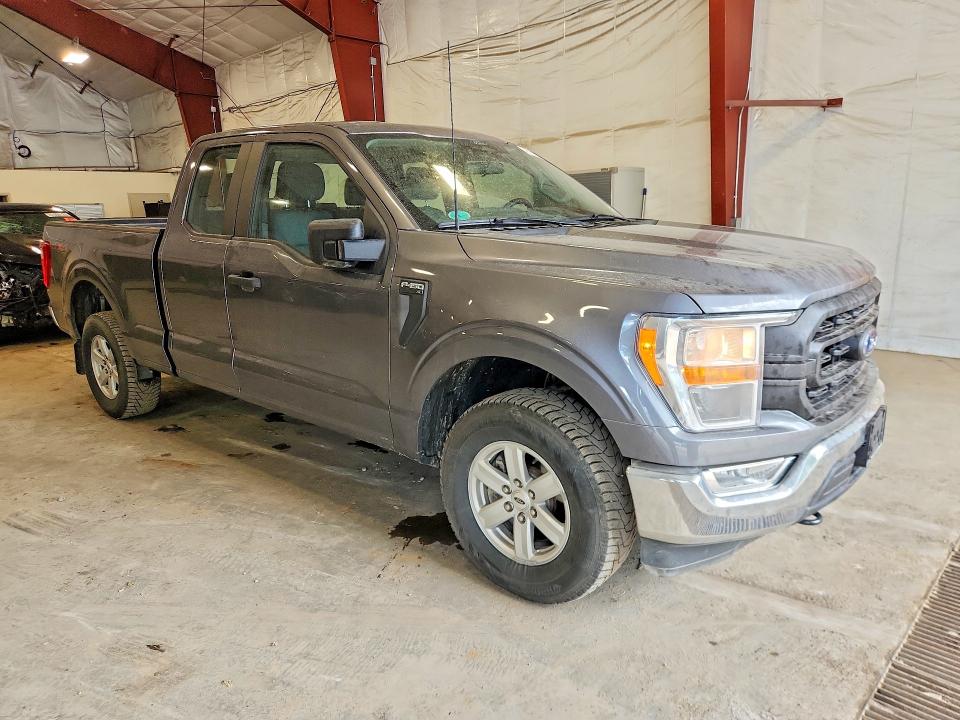 Foto 4 de la subasta – 2022 FORD F150 con VIN 1FTEX1EP2NFC45867