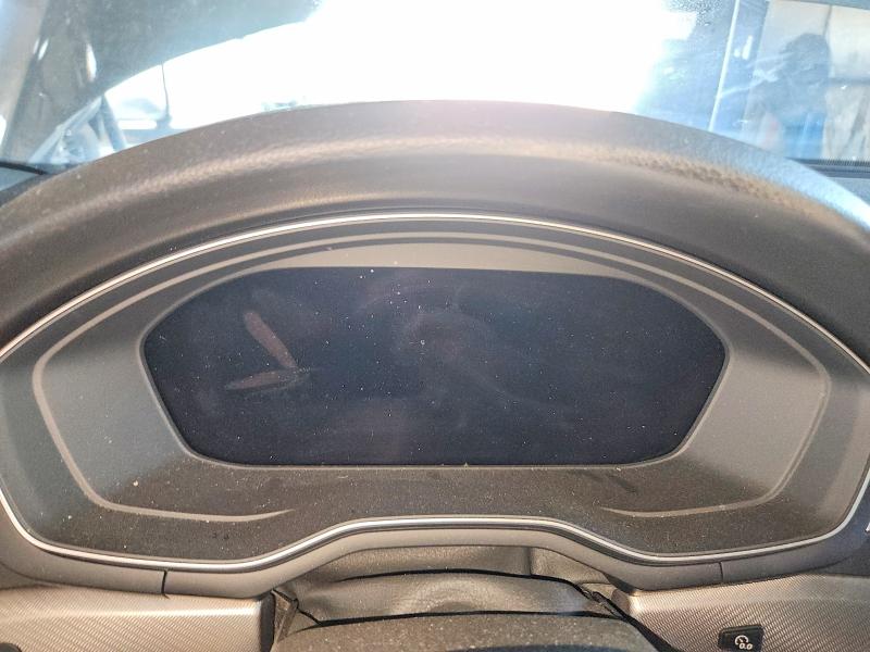 Photo 9 from auction – 2020 AUDI A5 with VIN WAUCNCF55LA003314