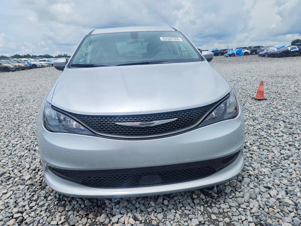 Photo 5 from auction – 2022 CHRYSLER VOYAGER with VIN 2C4RC1CG3NR229573
