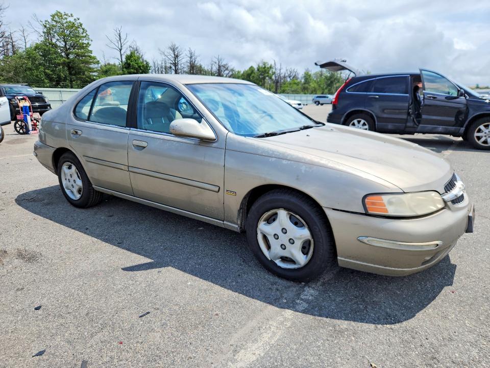 Photo 4 from auction – 2001 NISSAN ALTIMA with VIN 1N4DL01D61C153952