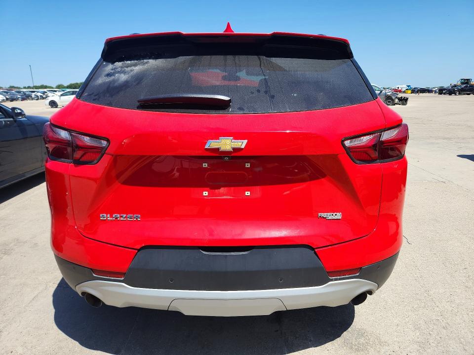 Photo 6 from auction – 2022 CHEVROLET BLAZER with VIN 3GNKBCR42NS135319
