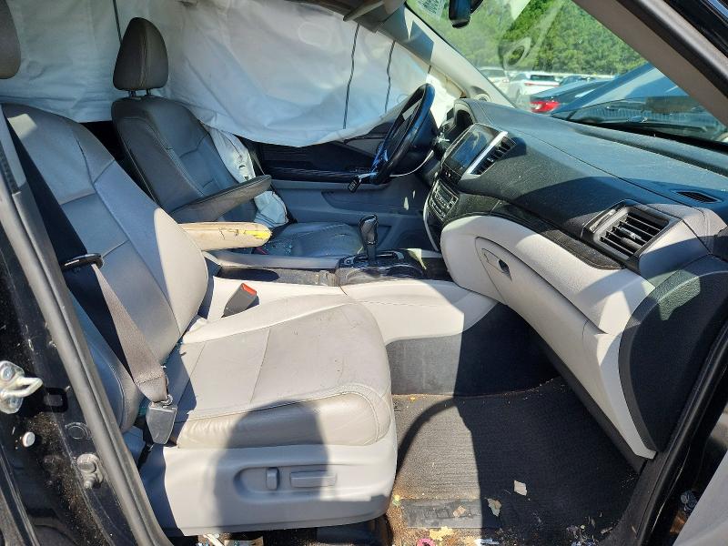 Photo 7 from auction – 2017 HONDA PILOT with VIN 5FNYF6H72HB055729
