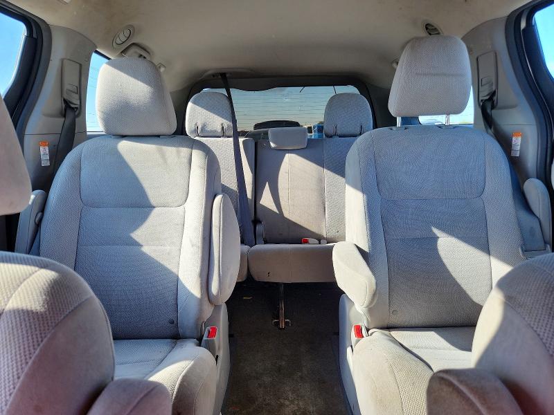 Photo 10 from auction – 2017 TOYOTA SIENNA with VIN 5TDZZ3DC5HS885386