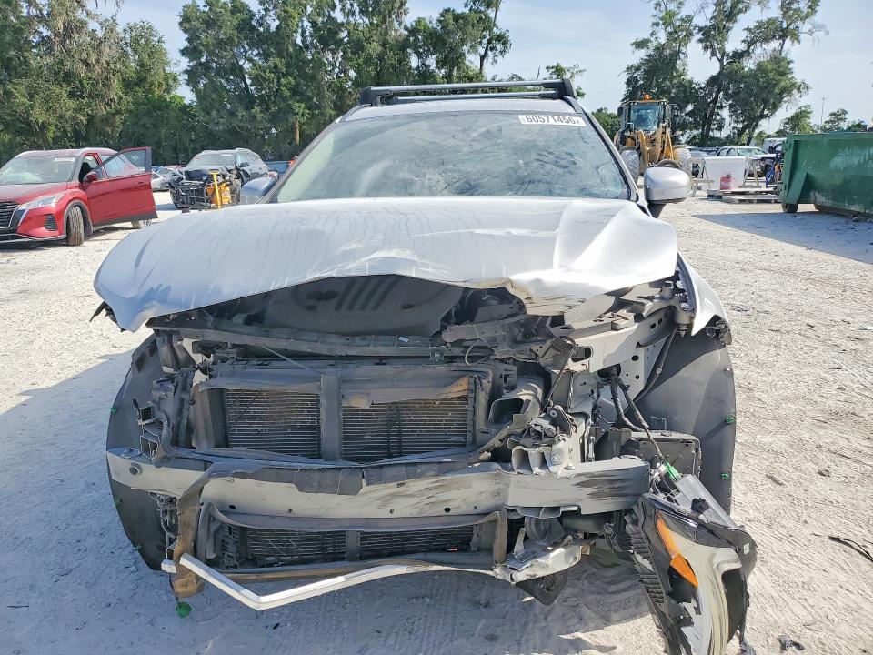 Снимка 5 от търг – 2022 VOLVO XC60 с VIN YV4L12RK0N1971749