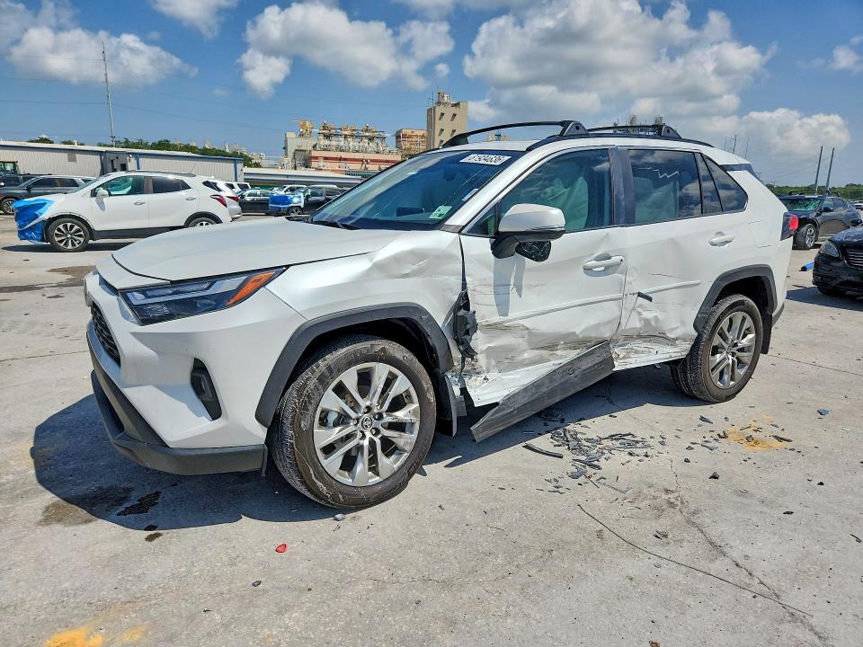 TOYOTA RAV4 2025 with VIN 2T3C1RFV3SW394593 - Photo from auction