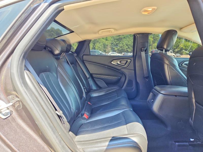 Photo 10 from auction – 2016 CHRYSLER 200 with VIN 1C3CCCAB4GN192000