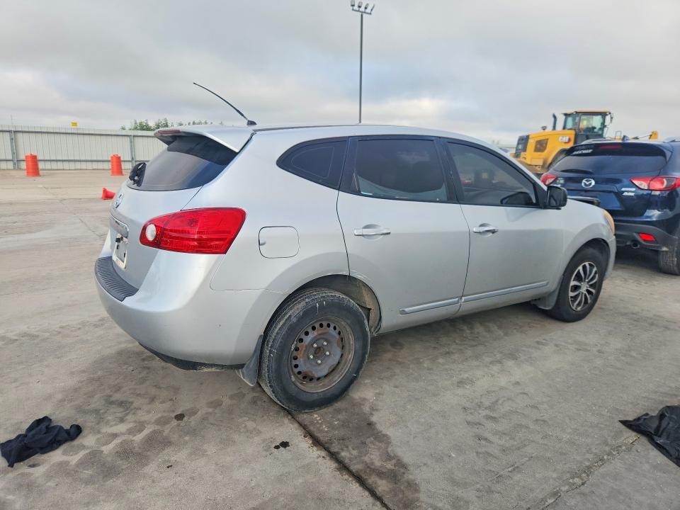 Photo 3 from auction – 2013 NISSAN ROGUE with VIN JN8AS5MT2DW519168