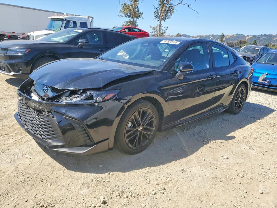 TOYOTA CAMRY 2025 with VIN 4T1DAACK2SU564984 - Photo from auction