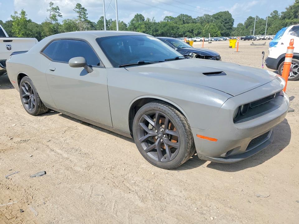 Photo 4 from auction – 2018 DODGE CHALLENGER with VIN 2C3CDZAG3JH322215