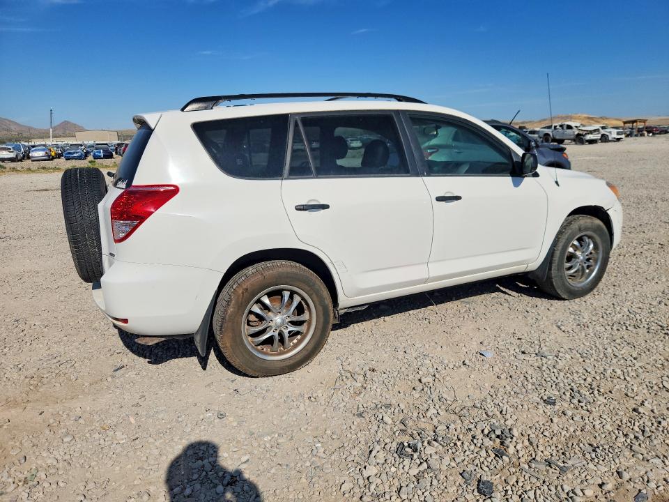 Photo 3 from auction – 2006 TOYOTA RAV4 with VIN JTMBD33V565025011