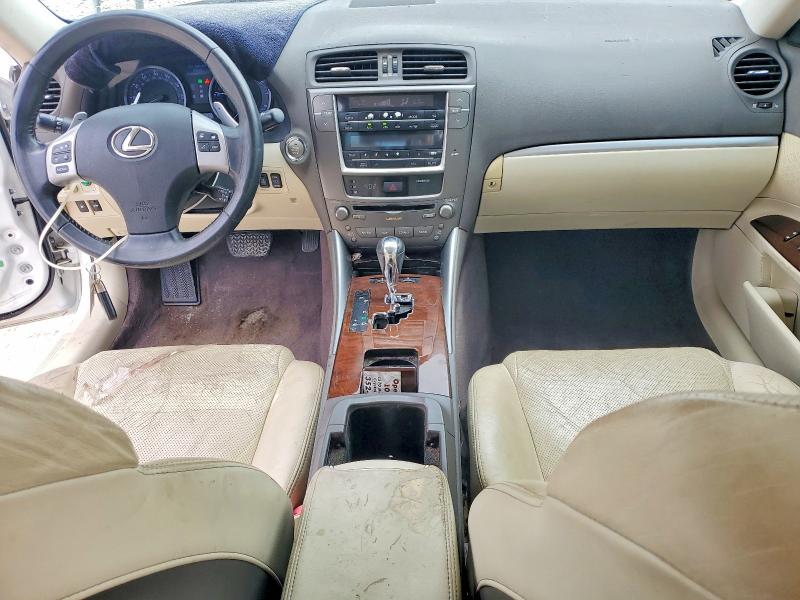 Photo 8 from auction – 2011 LEXUS IS 250 with VIN JTHBF5C24B5140896