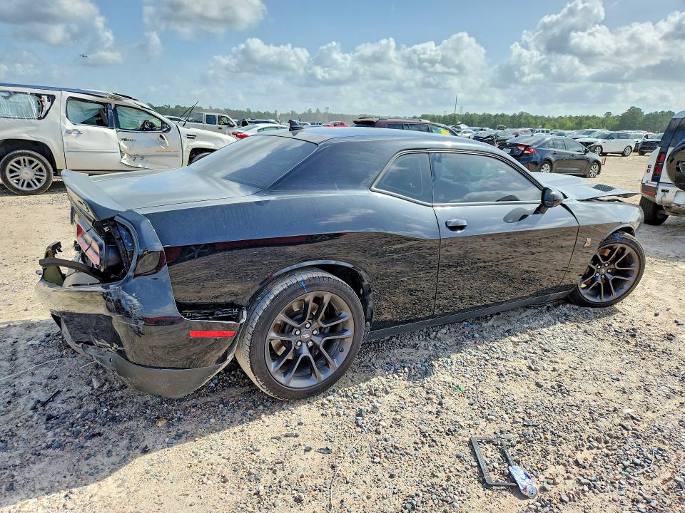 Photo 3 from auction – 2021 DODGE CHALLENGER with VIN 2C3CDZFJ5MH631418