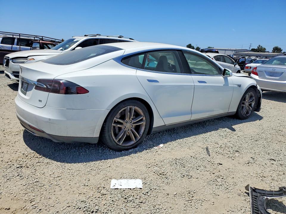 Photo 3 from auction – 2014 TESLA MODEL S with VIN 5YJSA1H19EFP49994