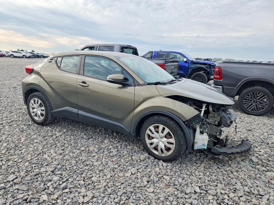 Photo 4 from auction – 2021 TOYOTA C-HR with VIN NMTKHMBX6MR126707