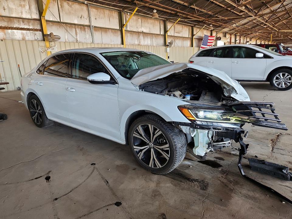 Photo 4 from auction – 2021 VOLKSWAGEN PASSAT with VIN 1VWSA7A37MC013899