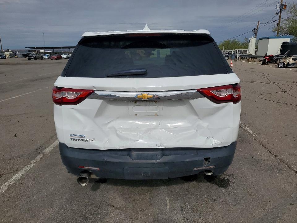 Photo 6 from auction – 2018 CHEVROLET TRAVERSE with VIN 1GNERFKW9JJ215976