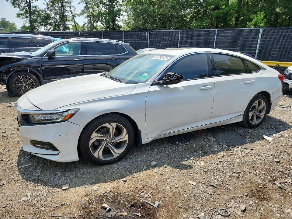 HONDA ACCORD 2018 with VIN 1HGCV1F4XJA226543 - Photo from auction