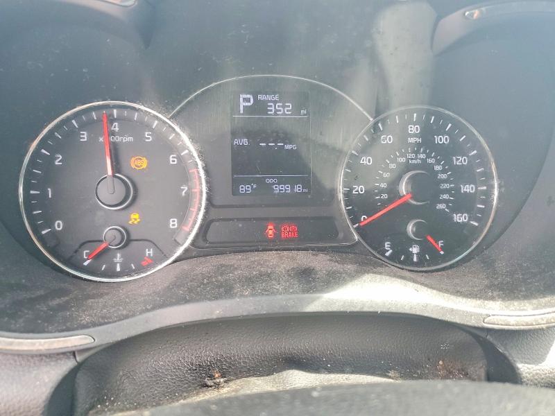 Photo 9 from auction – 2017 KIA FORTE with VIN 3KPFK4A74HE089873