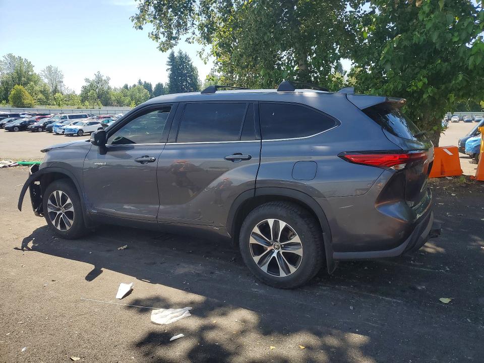Photo 2 from auction – 2020 TOYOTA HIGHLANDER with VIN 5TDHBRCH3LS509004
