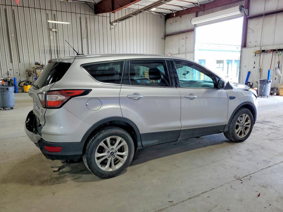 Photo 3 from auction – 2017 FORD ESCAPE with VIN 1FMCU9GD6HUA84940