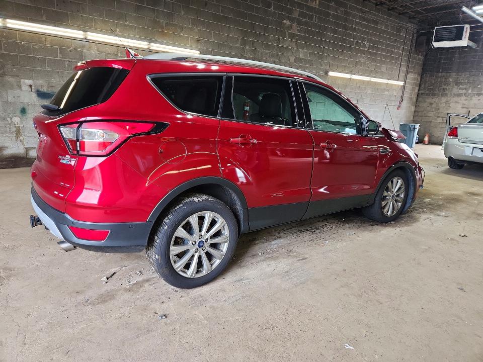 Photo 3 from auction – 2017 FORD ESCAPE with VIN 1FMCU9J91HUB75960