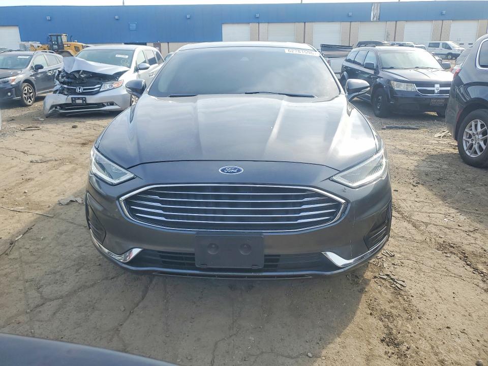 Zdjęcie 5 z aukcji – 2019 FORD FUSION z VIN 3FA6P0CD9KR181449
