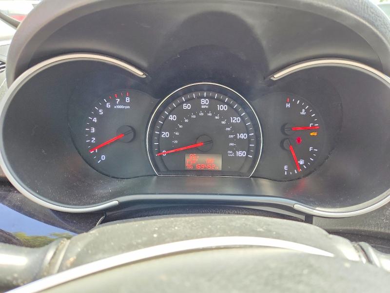 Photo 9 from auction – 2014 KIA SORENTO with VIN 5XYKT4A68EG446845