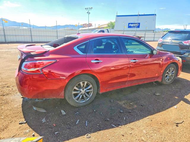 صورة رقم 3 من المزاد - 2015 NISSAN ALTIMA مع VIN 1N4AL3AP2FC215448