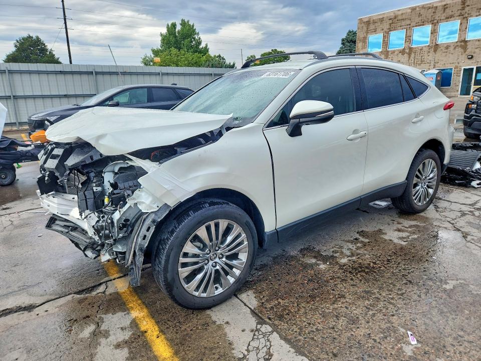 TOYOTA VENZA 2022 with VIN JTEAAAAH6NJ109734 - Photo from auction
