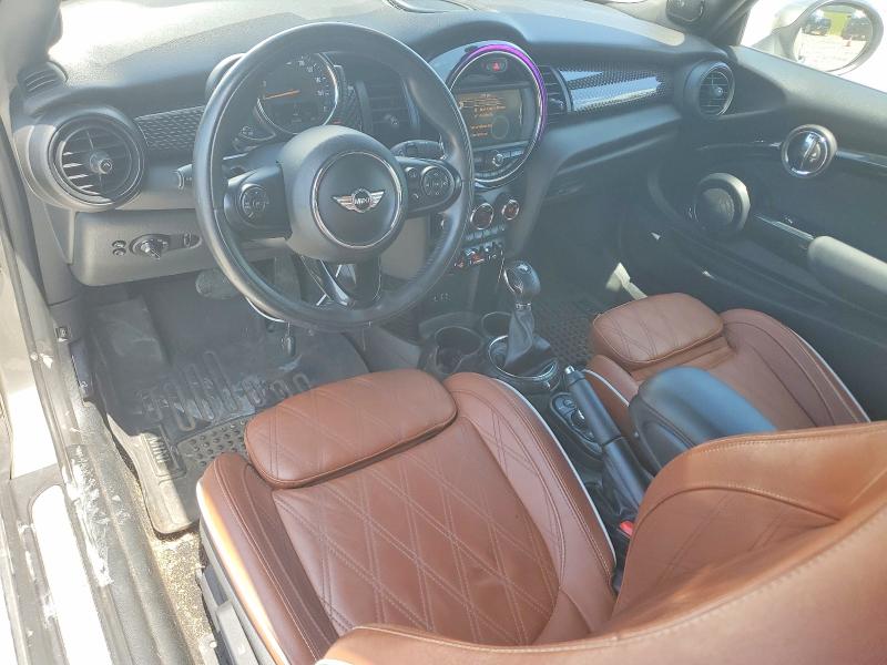 Zdjęcie 8 z aukcji – 2017 MINI COOPER z VIN WMWWG9C31H3C81199