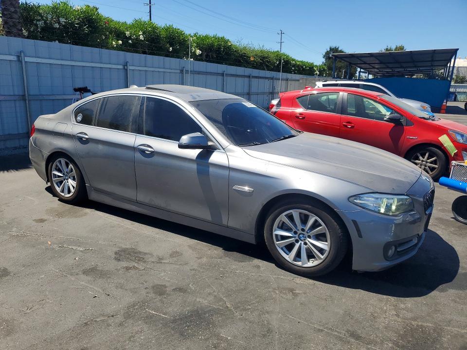 Photo 4 from auction – 2015 BMW 528 with VIN WBA5A5C55FD523939