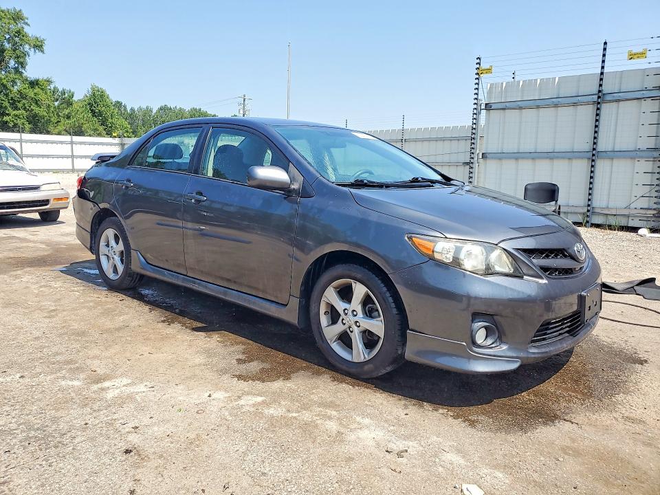 Photo 4 from auction – 2011 TOYOTA COROLLA with VIN 2T1BU4EE7BC646685