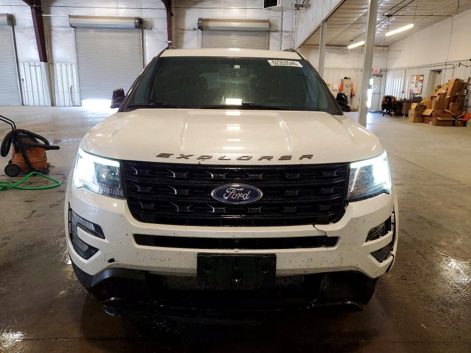 Photo 5 from auction – 2017 FORD EXPLORER with VIN 1FM5K8GT4HGA93635