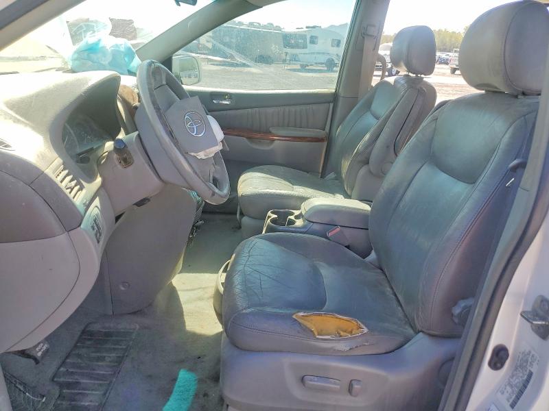 Photo 7 from auction – 2004 TOYOTA SIENNA with VIN 5TDZA22C84S105220