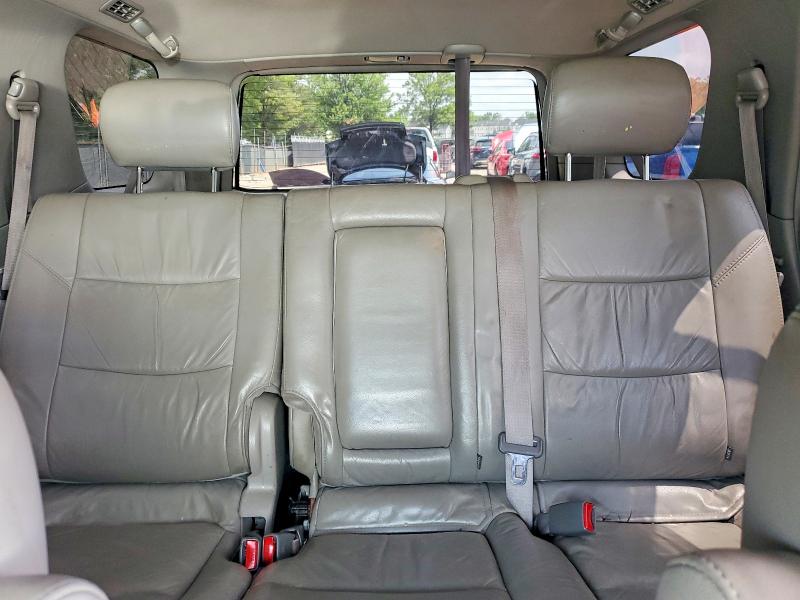 Photo 10 from auction – 2002 TOYOTA SEQUOIA with VIN 5TDBT48A42S122235