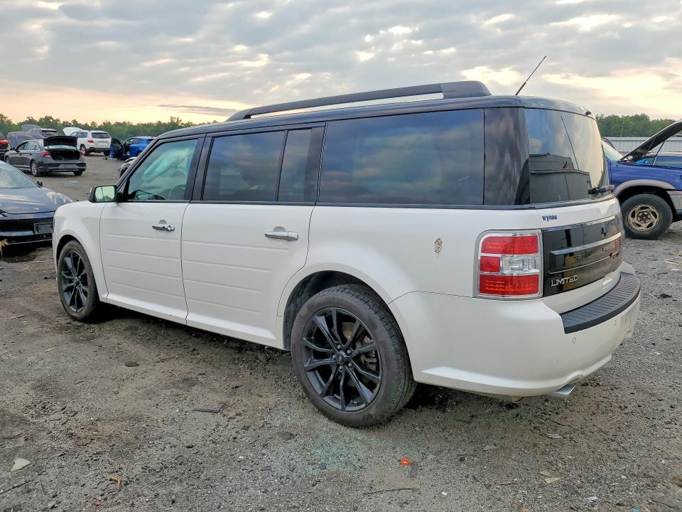 Photo 2 from auction – 2019 FORD FLEX with VIN 2FMGK5D85KBA30503