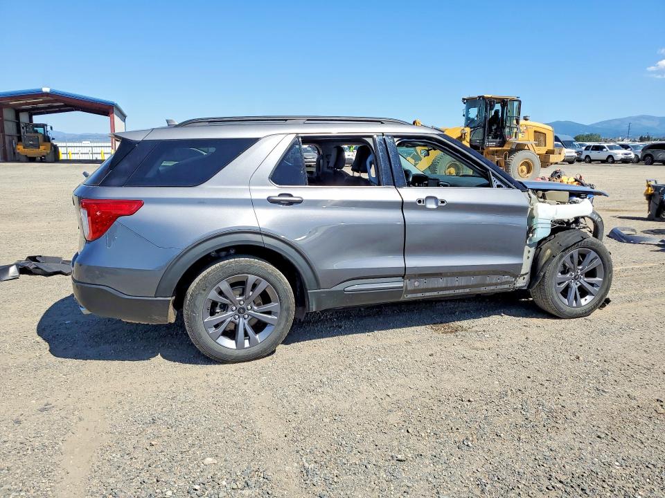 Photo 3 from auction – 2022 FORD EXPLORER with VIN 1FMSK8DH4NGA00966