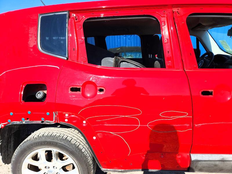 Photo 10 from auction – 2017 JEEP RENEGADE with VIN ZACCJBBB3HPF26116