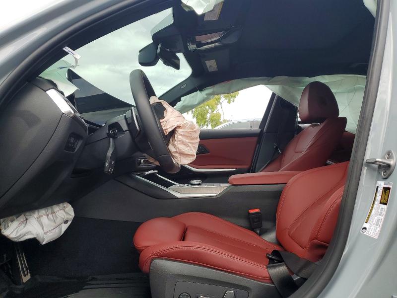Photo 7 from auction – 2025 BMW 330I with VIN 3MW69CW00S8F24828