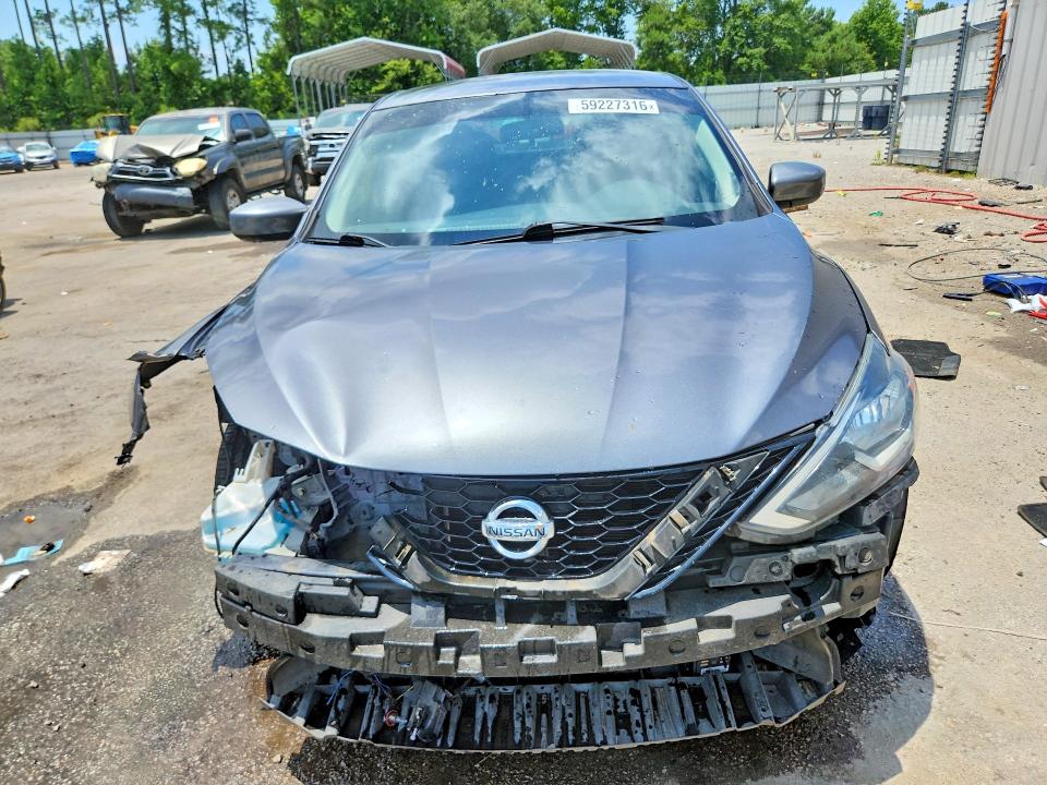 Photo 5 from auction – 2018 NISSAN SENTRA with VIN 3N1AB7AP2JL618172