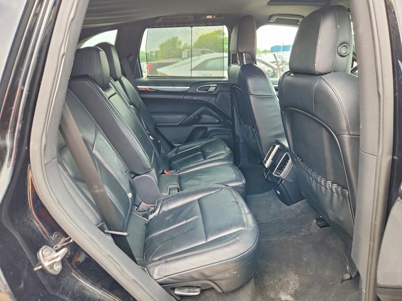 Photo 11 from auction – 2012 PORSCHE CAYENNE with VIN WP1AA2A2XCLA08590