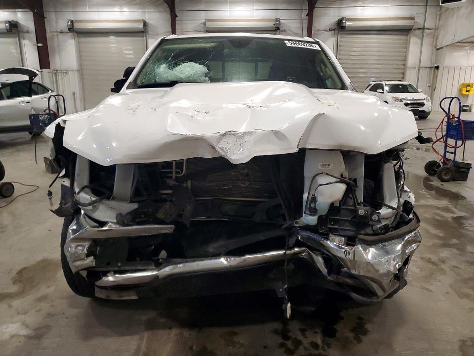 Photo 5 from auction – 2021 RAM 1500 with VIN 1C6RRFCG6MN740127